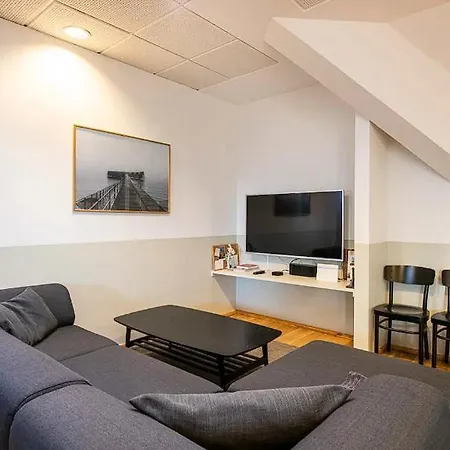 En Enorm Loftsleilighet For Dere Selv ! Anmodning Via What Aspp 0-0 4-5 9 1 8 3 7-3 6-1! * קופנהגן